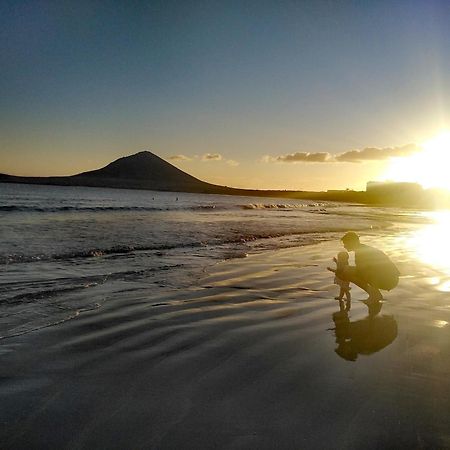 Alquilaencanarias El Medano Beach 1 Exterior photo
