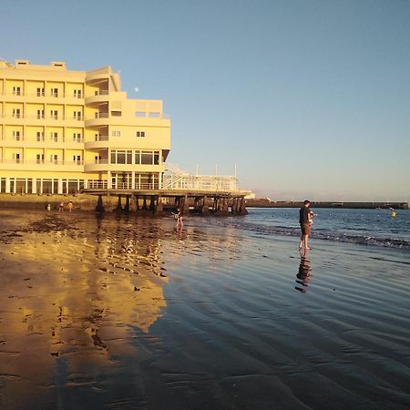 Alquilaencanarias El Medano Beach 1 Exterior photo